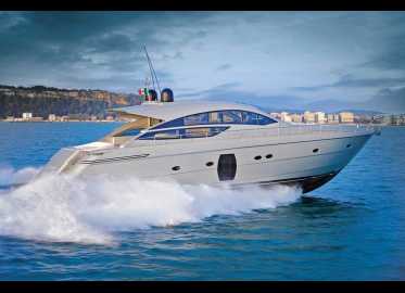 Pershing 64
