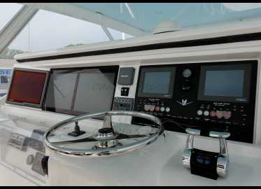 Bertram 700 Convertible