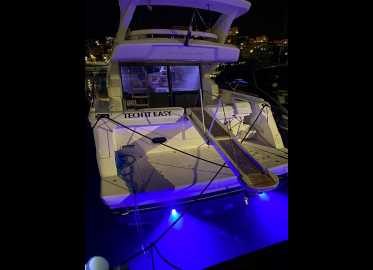 Ferretti Yachts 550